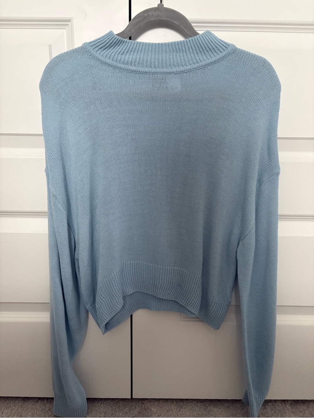 H&M Divided Light Blue Crewneck Sweater Size S